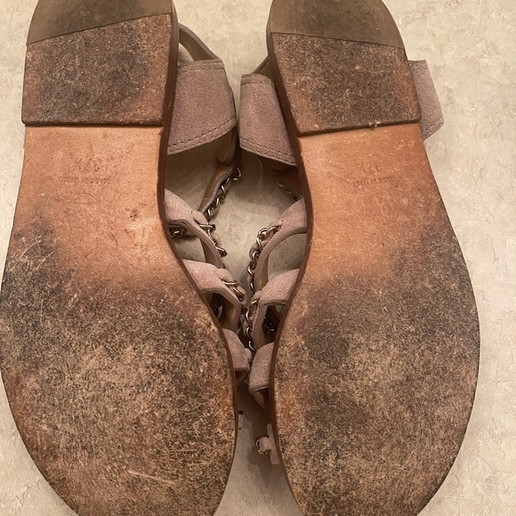 CHANEL Chain Link Sandal Gladiator - Picture 3 of 4